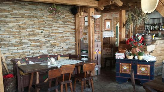 Stara Ksiegarnia. Karczma. Kuchnia Regionalna